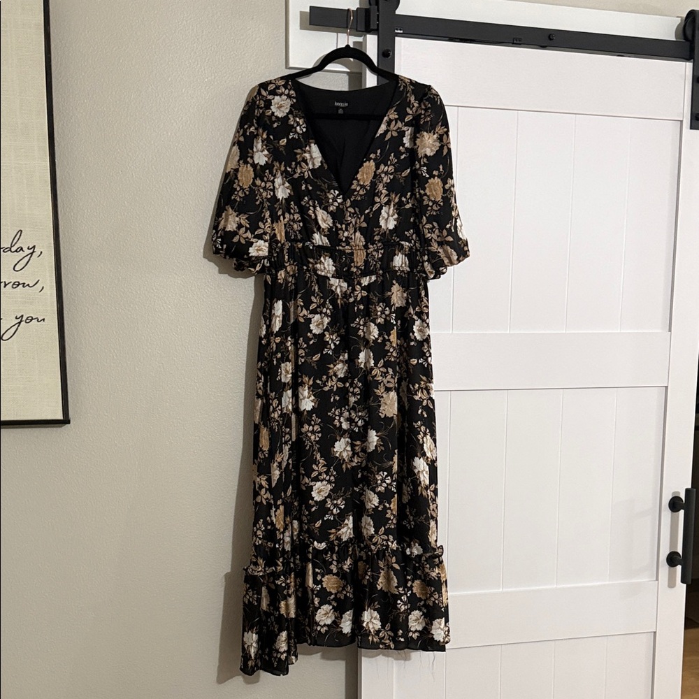 Kenzie Black and Brown Floral Midi Dress